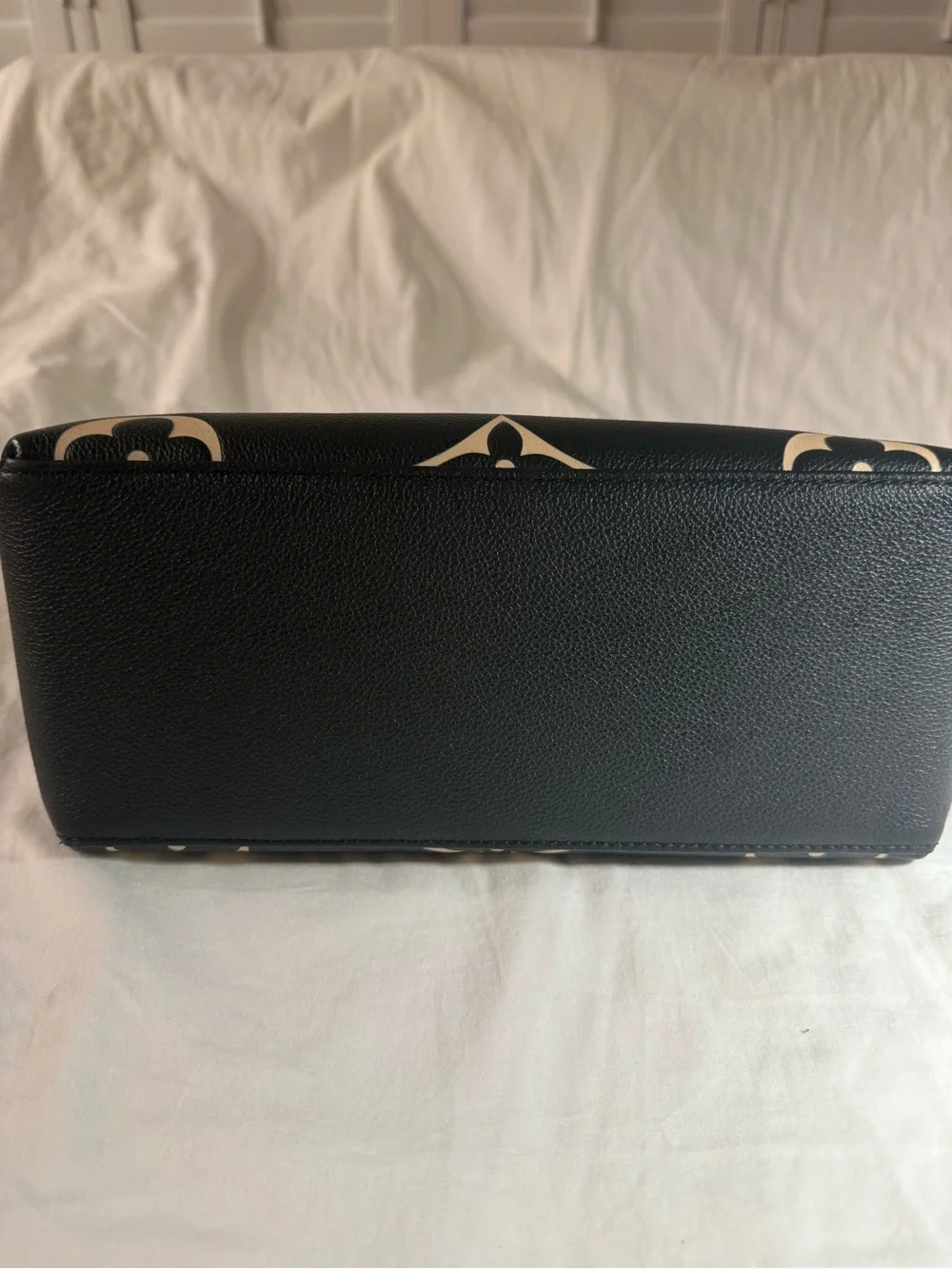 Louis Vuitton Petit Palais in Black & Cream Monogram Bag - Picture 5 of 7